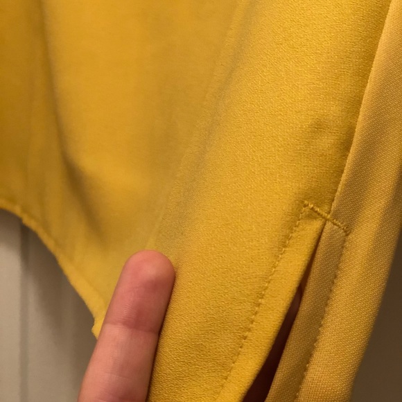 Professional Ann Taylor Yellow Blouse - Picture 2 of 3